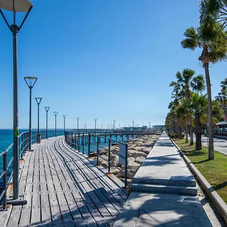 Sanders Triple Apartamento Limassol